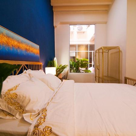 147 Armenian Park Guesthouse George Town Exteriör bild